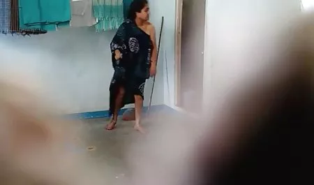 سیاه و سفید سبزه زن سکس مادر شهوتی و شوهر با استفاده از baby oil