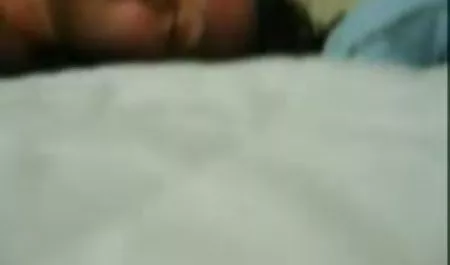 ما زیبایی BF سکسی مادر بزرگ ها در الاغ او